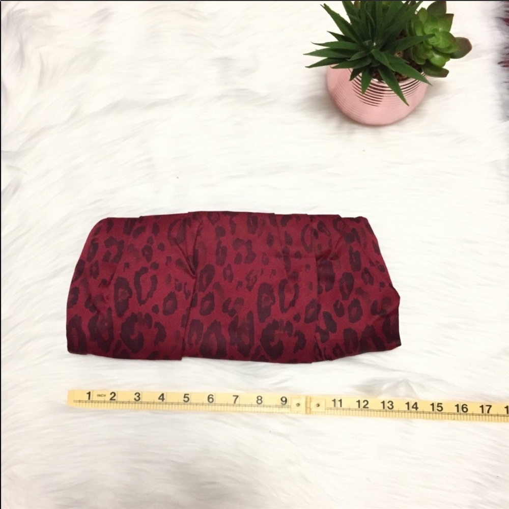 Express Clutch - Picture 2 of 4